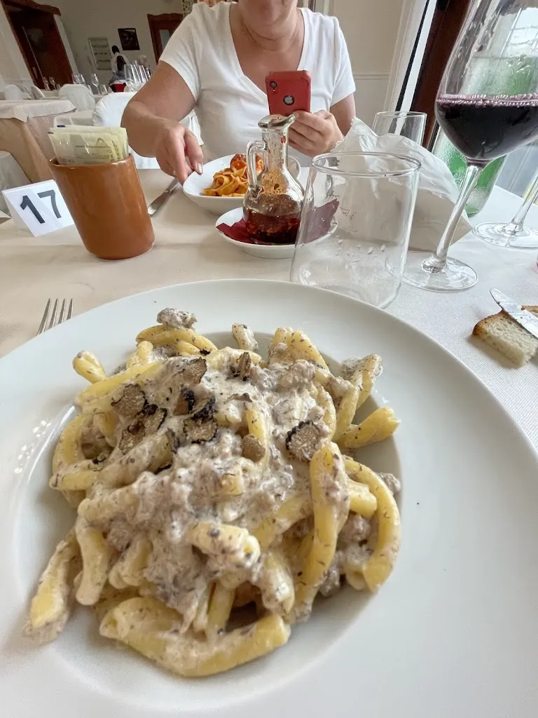 Luciano Petrella_Hotel Ristorante Fortezza_Civitella del Tronto_review