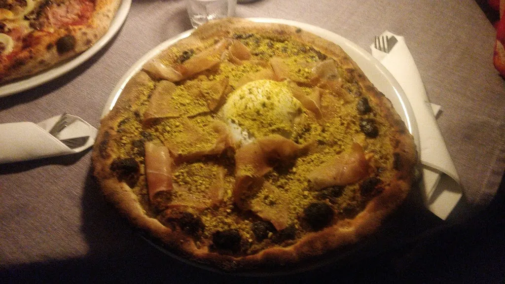 Reuben Vella_Ottavo Senso_Paterno_review