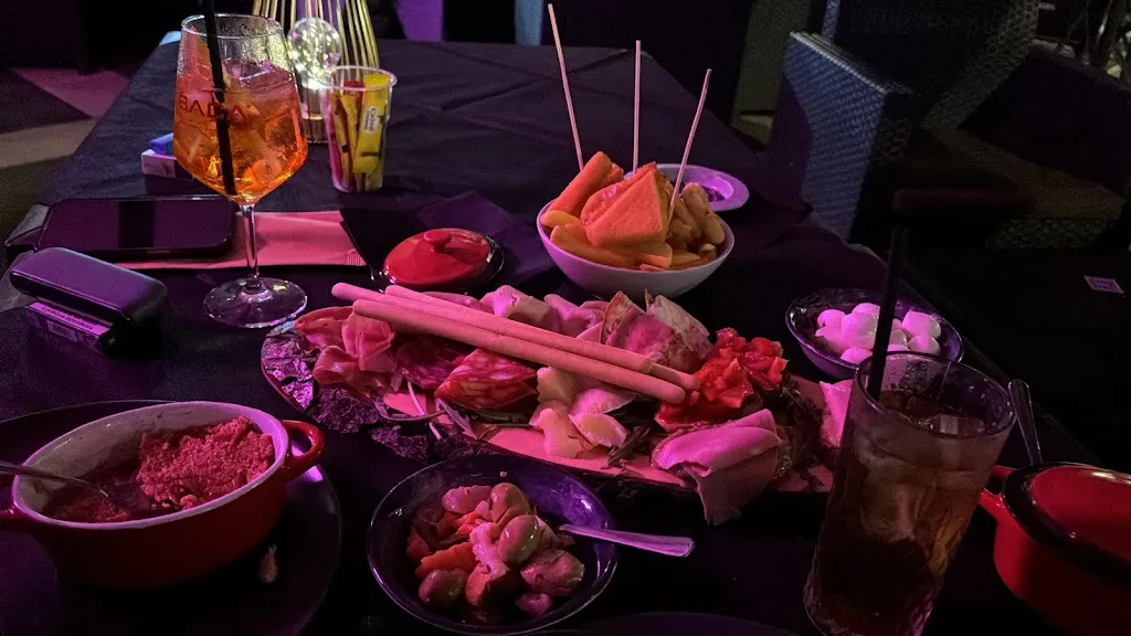 Maria Francesca Borzì_PLAZA COCKTAIL LOUNGE_Paterno_review