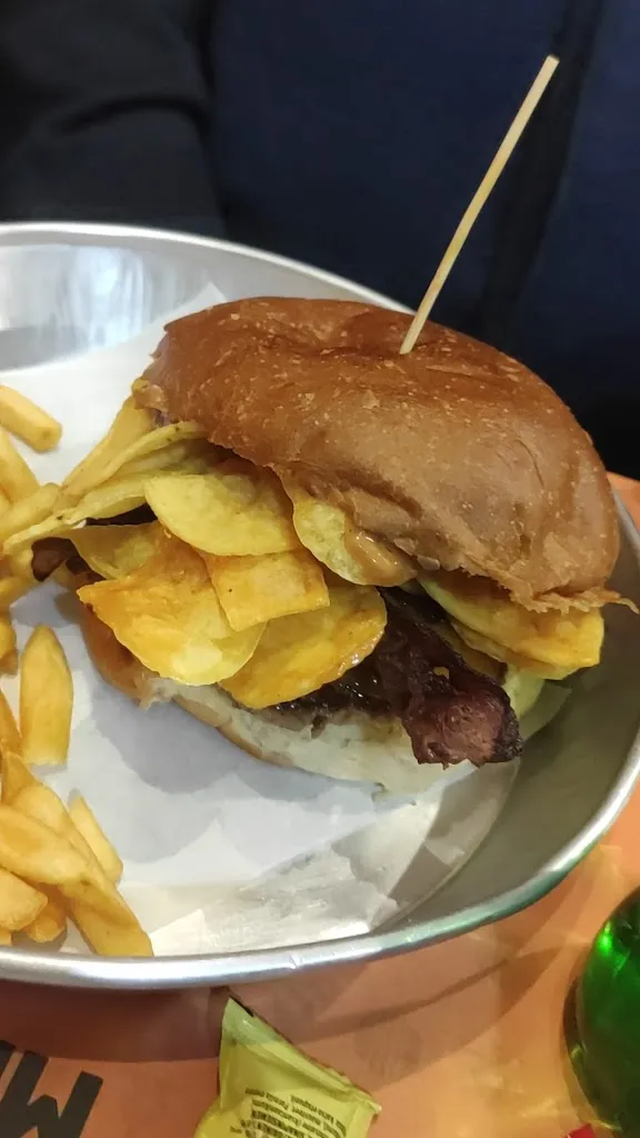 Maluburger_Paterno_slider_image_2