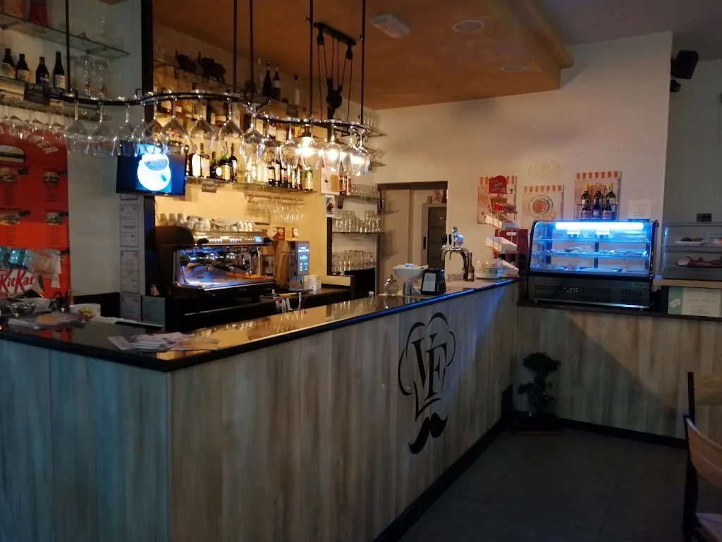 Bar Trattoria Villa Favale restaurant in Civitella del Tronto