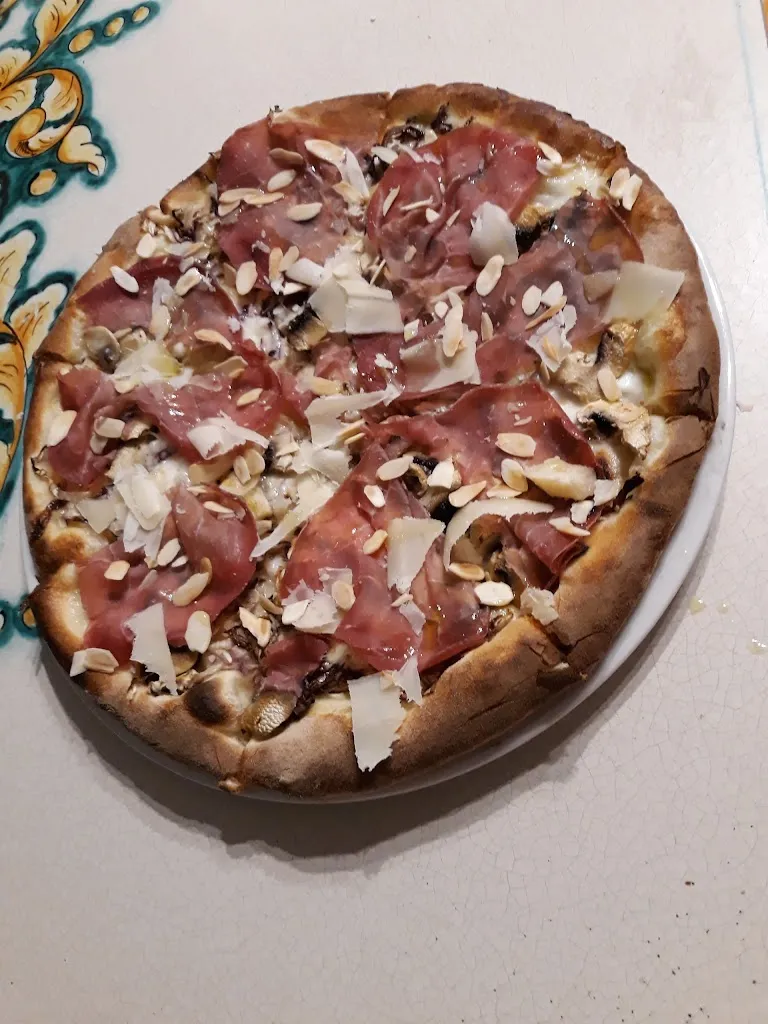 Pizzeria Rimini_Paterno_slider_image_2