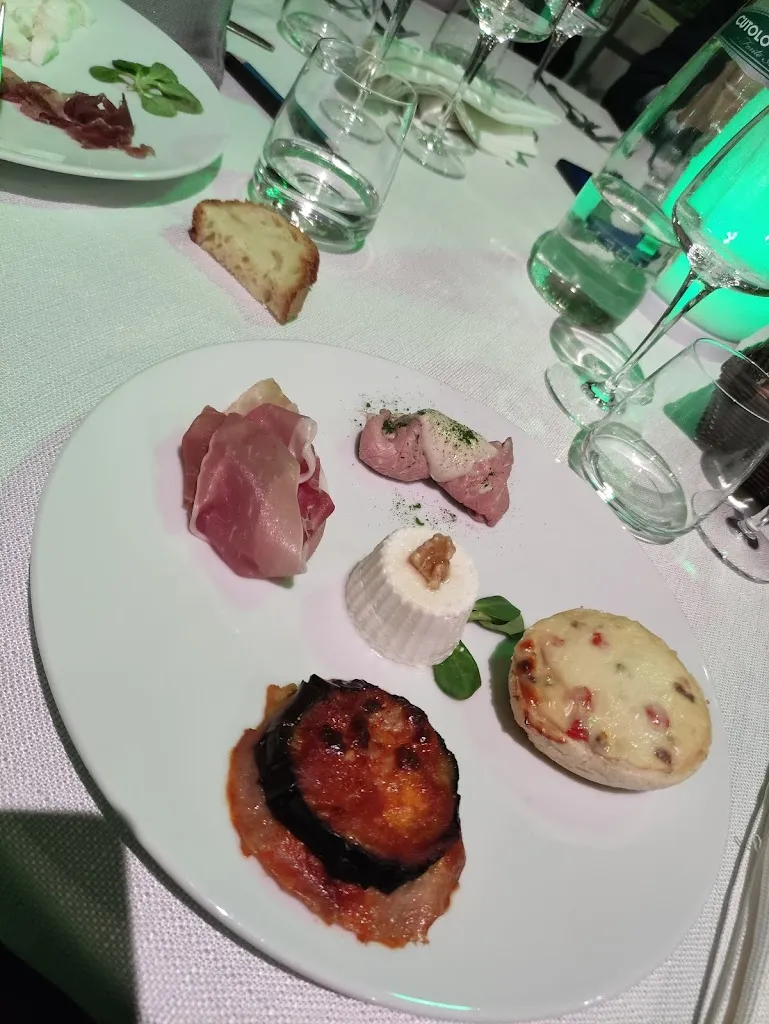 Debora Colangelo_Elios Sala Ricevimenti_Pignola_review