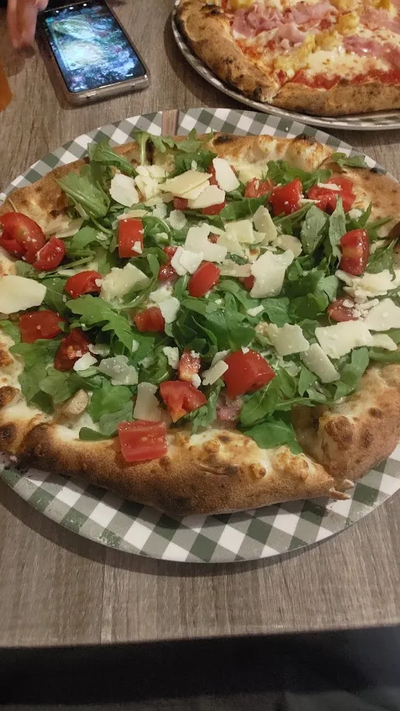 Leonardo C._Pizzeria Fontana Vecchia_Pignola_review