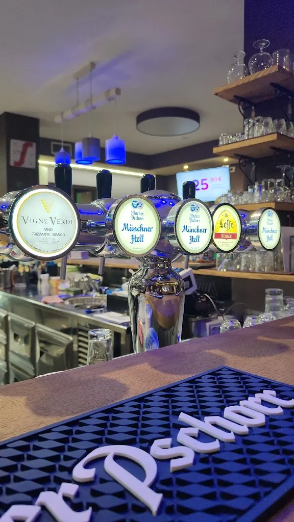 Pub Cafè - La Terrazza_Pignola_slider_image_3