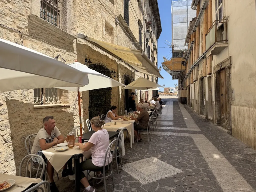 patheesen_masseria & braceria giovannini_Civitella del Tronto_review