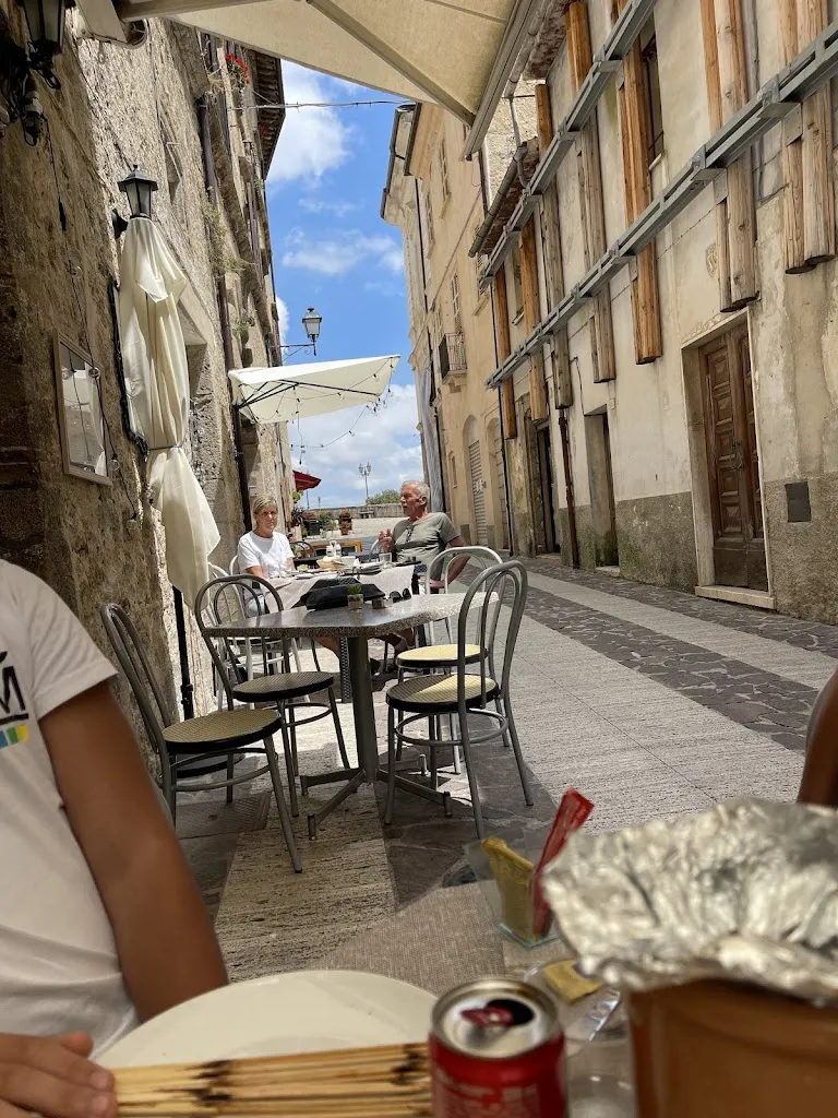 Rosmary Pimentel_masseria & braceria giovannini_Civitella del Tronto_review