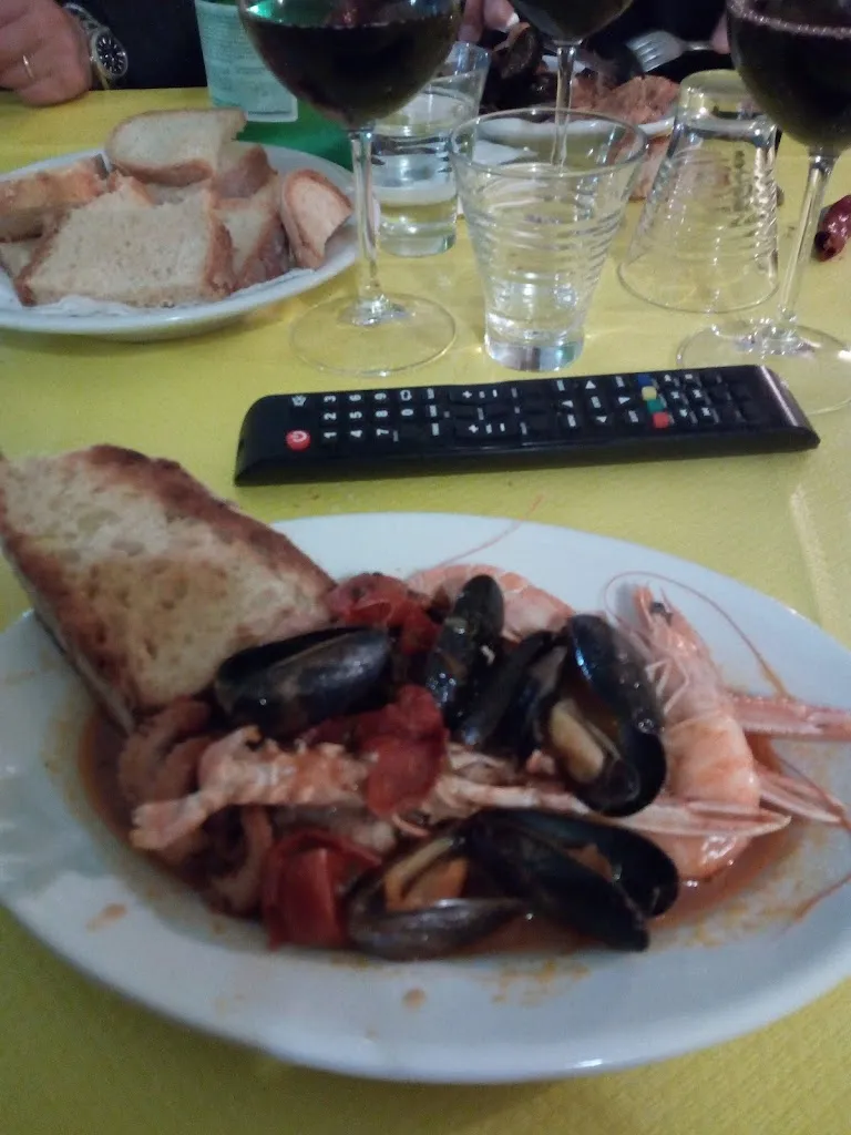 Menu_bar pizzeria ristorante rocco e i suoi fratelli_Pignola_image_9