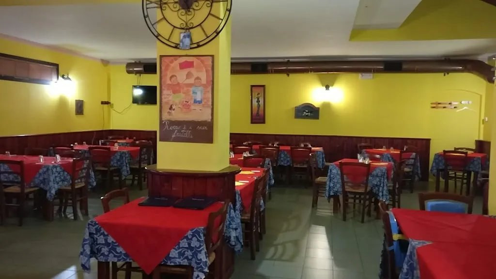 bar pizzeria ristorante rocco e i suoi fratelli restaurant in Pignola