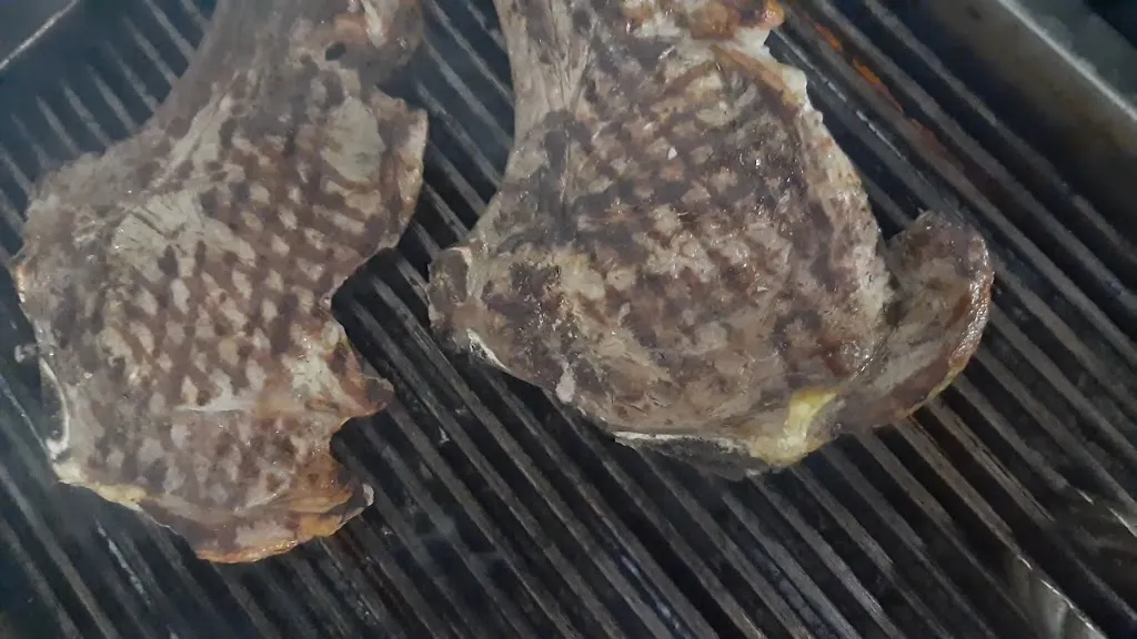 bar pizzeria ristorante rocco e i suoi fratelli_Pignola_slider_image_2