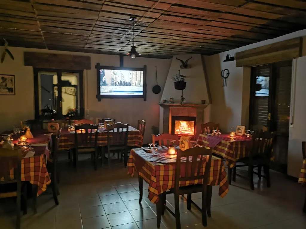 Casale Acquë a Mònëchë_Rapone_slider_image_1