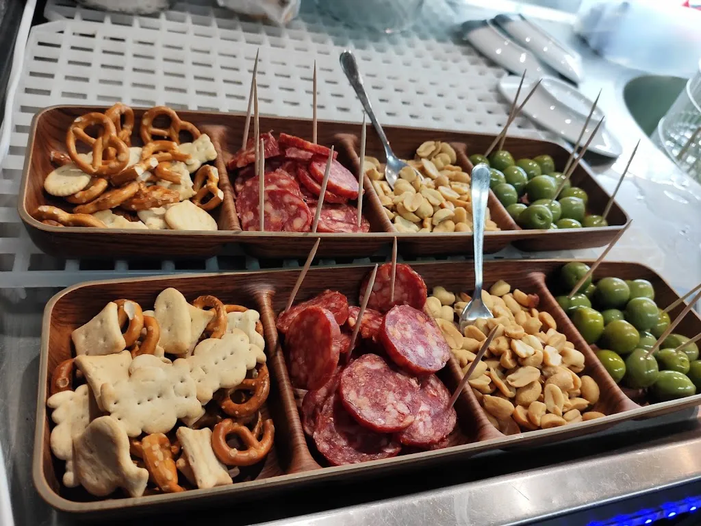 Another Story Da Leo_Rapolla_slider_image_3