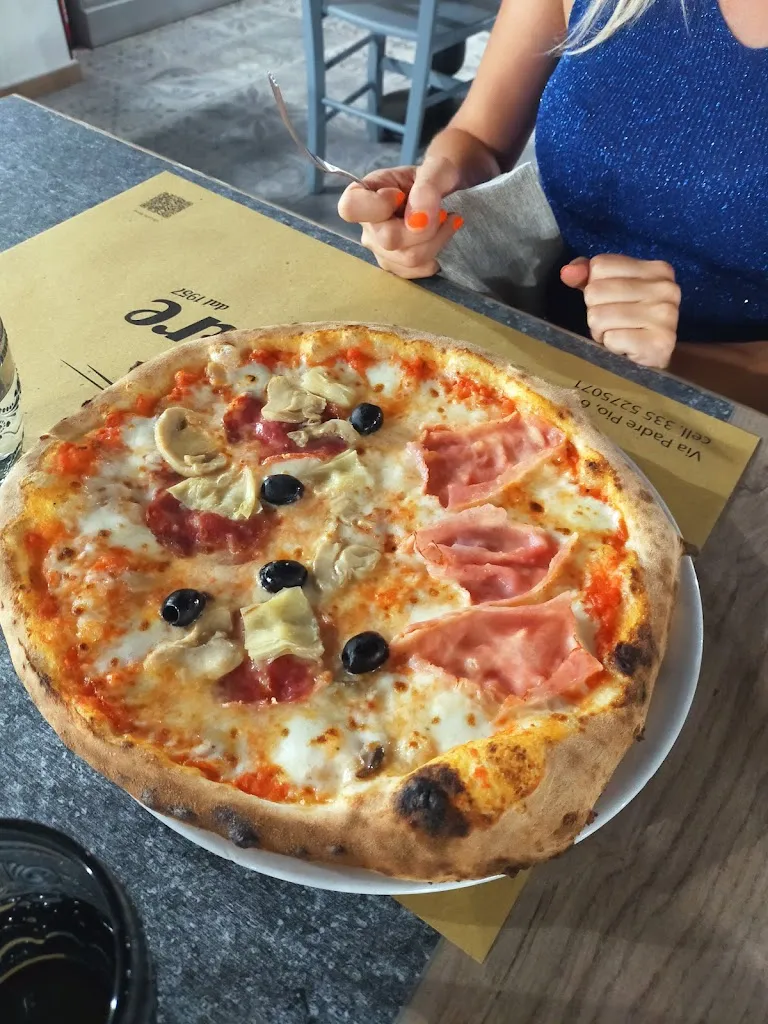 Antonio P. _Pizzeria 