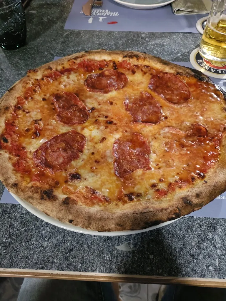 Pizzeria 