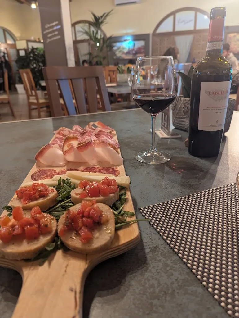 Jay Kostiw_Gusti Lucani_Policoro_recensione