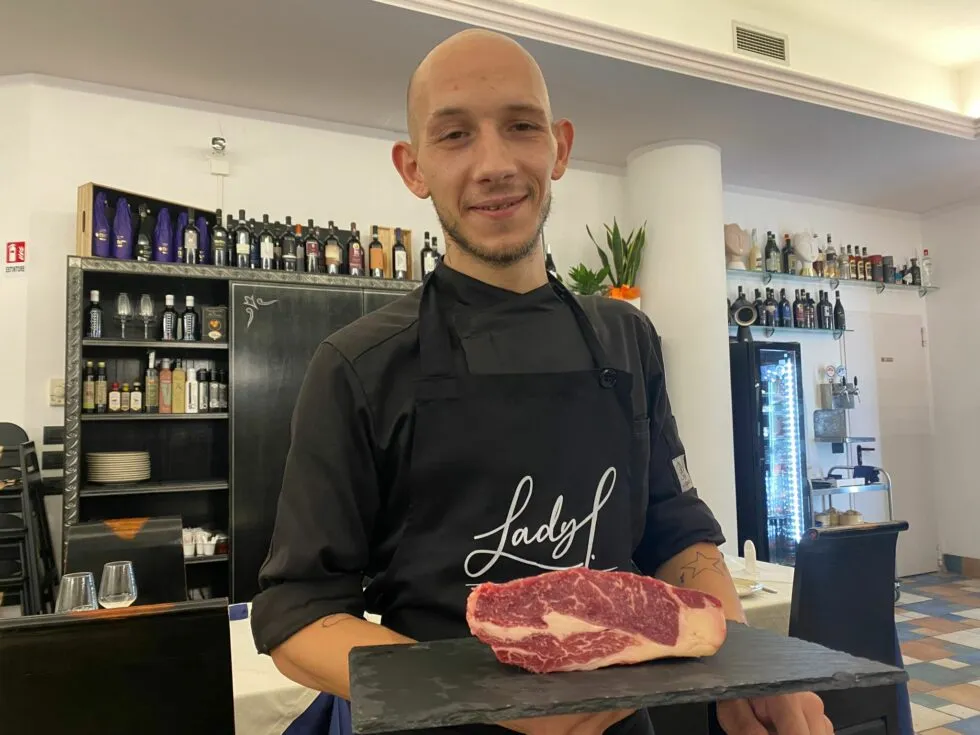 LADY F_Policoro_slider_image_1