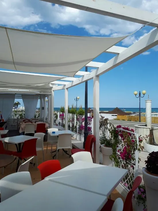 Shamsur Rehman_Hostaria Due Emme_Policoro_review