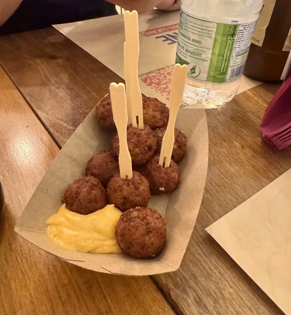 Simona Schettini_Lucanino - Fast Good_Policoro_review