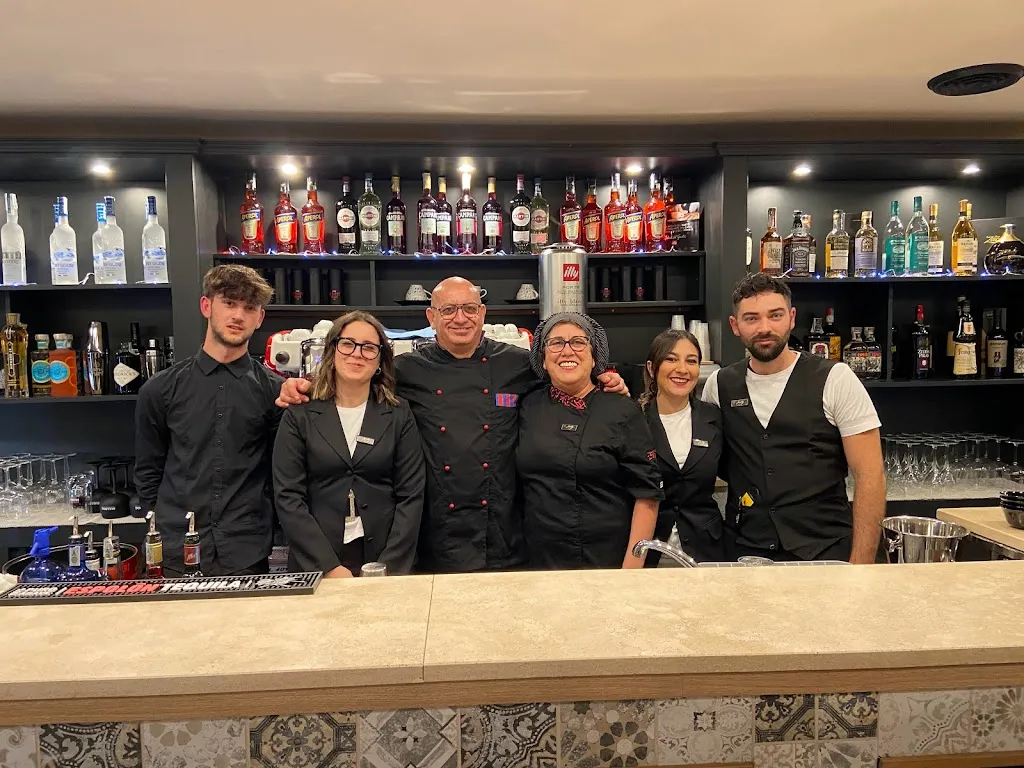 Family Lounge Bar_Policoro_slider_image_1