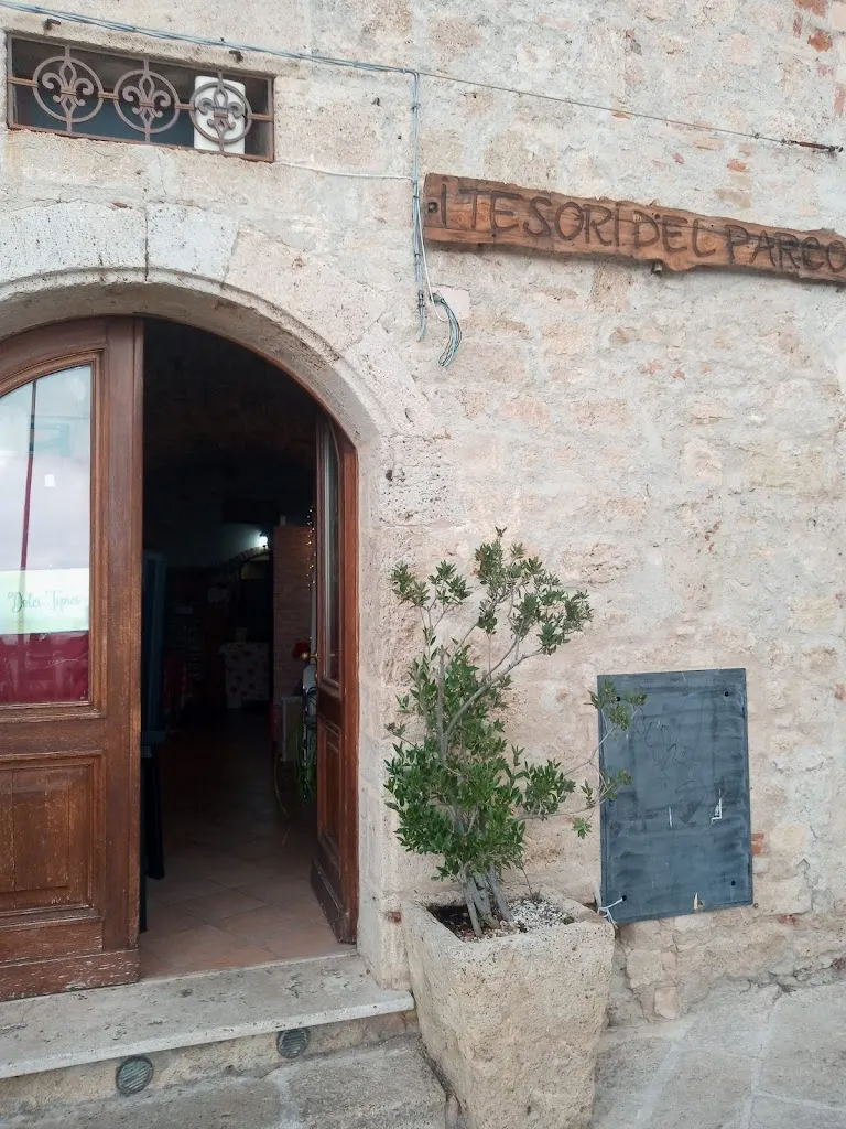 dino pettinaro_Civitella del Tronto, TE, I Tesori del Parco_Civitella del Tronto_review