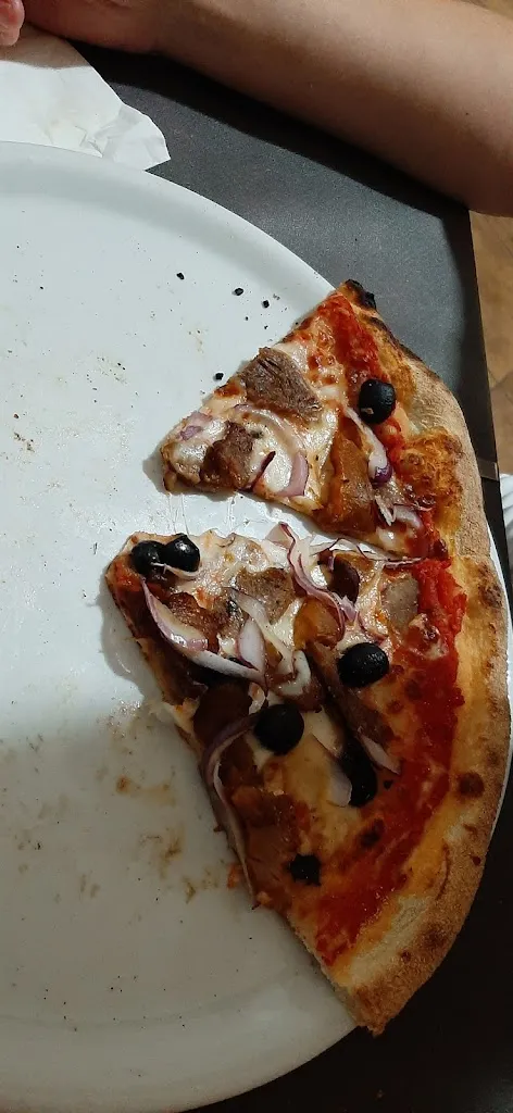 Gian P_Bus stop café_Ripacandida_recensione