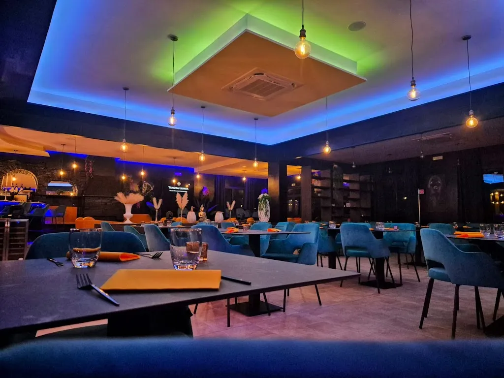 TENUTA LUNOA_Salandra_slider_image_1