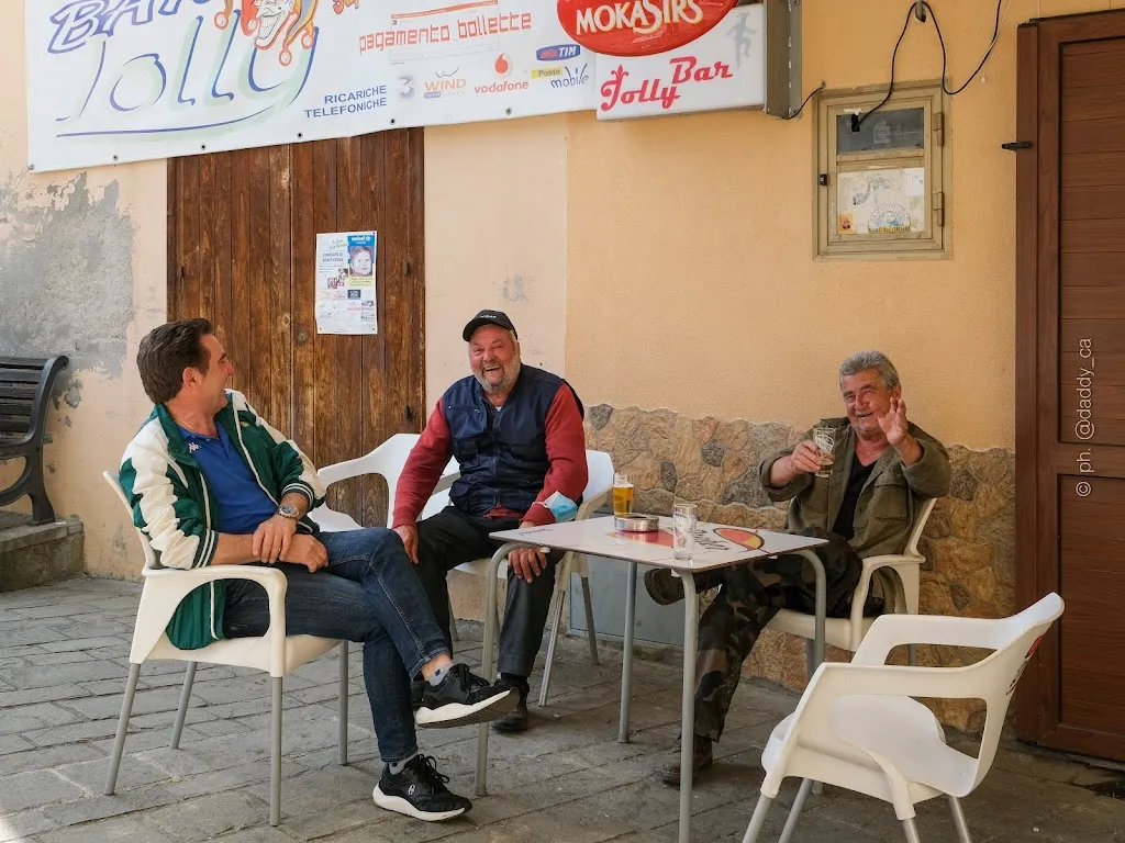 Carlo Solazzo_Jolly Bar_San Chirico Raparo_review