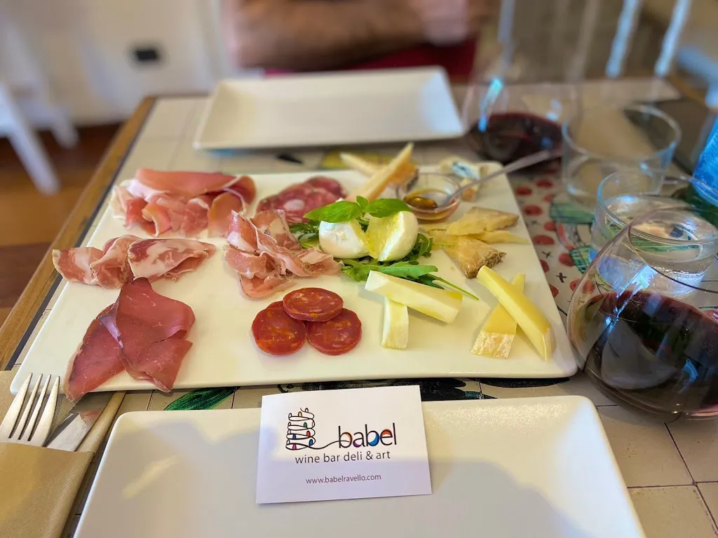 Babel wine bar bistrò & art_Rivello_slider_image_3