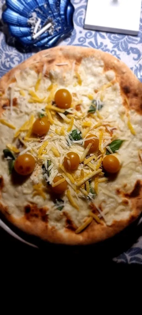 Menu_Sea view pizza - Giuliana's view_Rivello_image_2