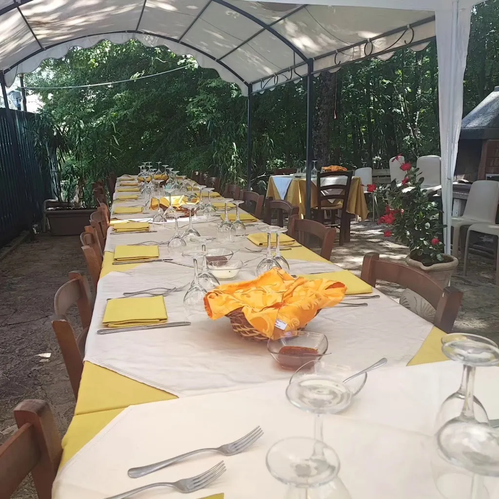 Ristorante Pizzeria San Michele_Sant'Angelo le Fratte_slider_image_1