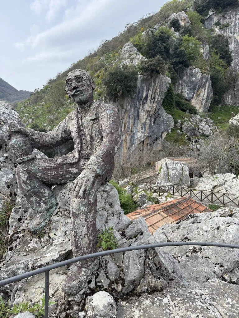 Sant'Angelo le fratte restaurant in Sant'Angelo le Fratte