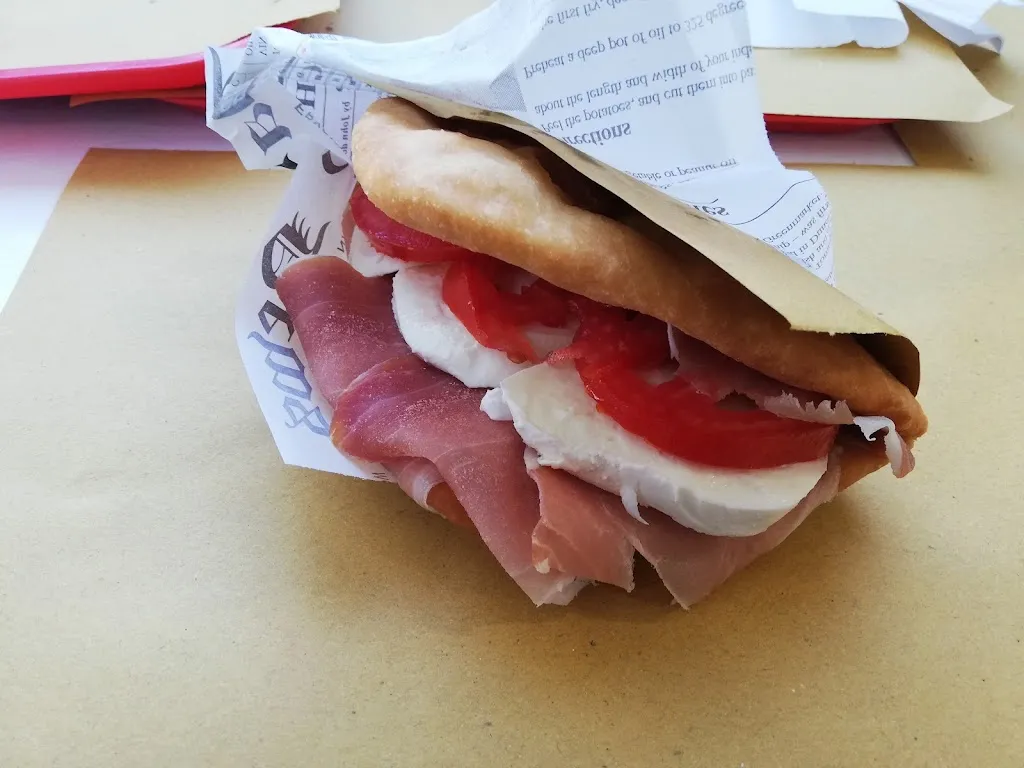 Jakub T_Frittella & Co._Alba Adriatica_review