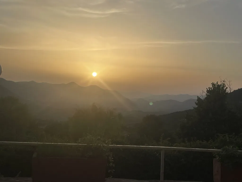 Edward Gaskin_La Costara, Il Rifugio Dei Carbonai_Sasso di Castalda_review