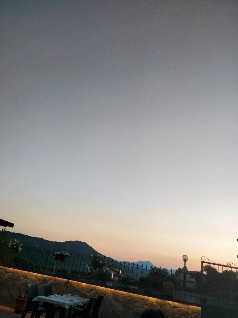 Giuseppe Valente_Ristorante-Pizzeria da Vincenzo A Bomb_Senise_recensione