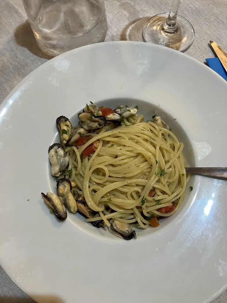 Ristorante-Pizzeria da Vincenzo A Bomb_Senise_slider_image_3