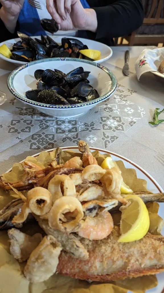 Richard Meadmore_Trattoria Ristorante Pizzeria Nicola's_Scanzano Jonico_review