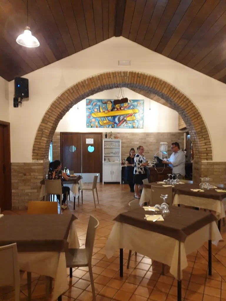 Gary Harbeck_Trattoria-pizzeria 