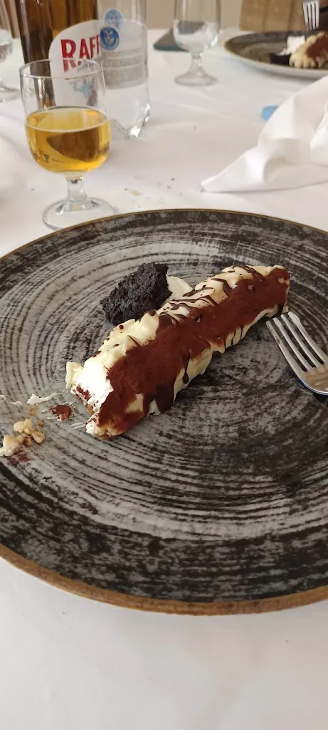 Martin Caruana_Bar Ristorante Pizzeria Le Rose_Scanzano Jonico_review