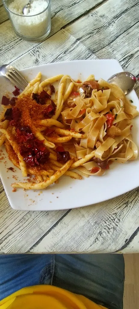 Alessandro Lanteri_Bar - Ristorante - Pizzeria - Cocal Di Fronzaroli Fortunata_Spinoso_review