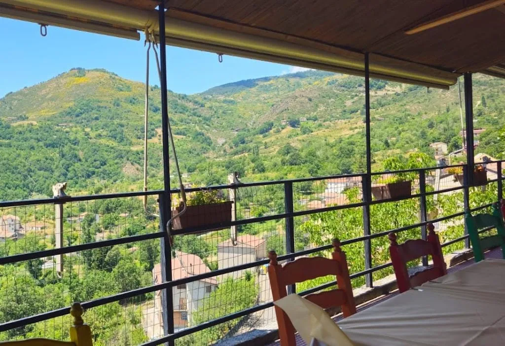 Joseph Massaro_Ristorante Tipico Luna Rossa_Terranova di Pollino_review