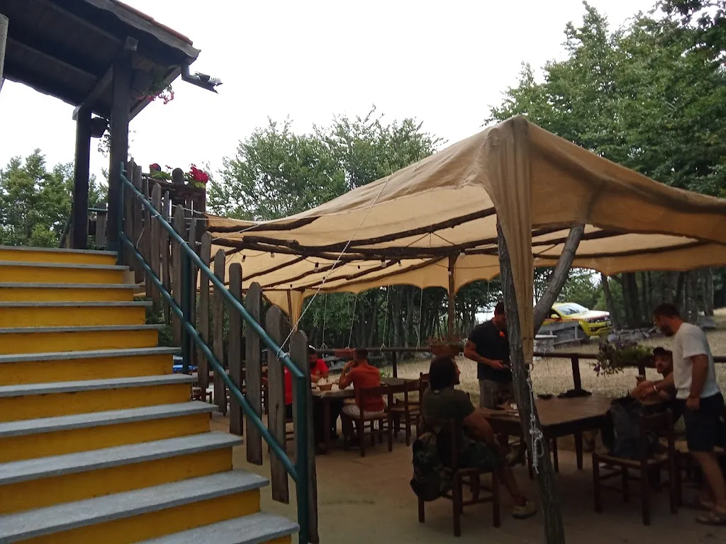 Vito Flavio Bellino_Hotel Pino Loricato_Terranova di Pollino_review