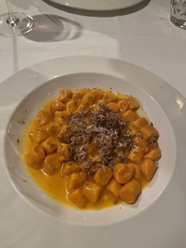 stephanie farrugia_La Grotta dei Raselli_Collarmele_review