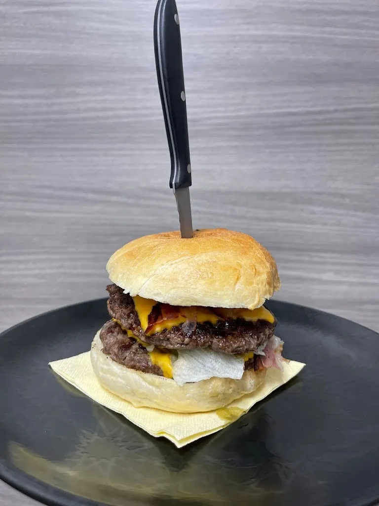 Menu_Black & White_Tolve_image_7