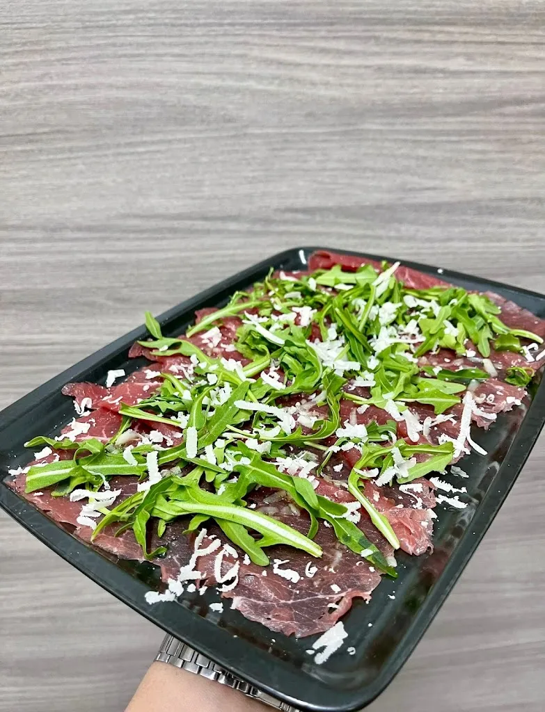 Menu_Black & White_Tolve_image_9