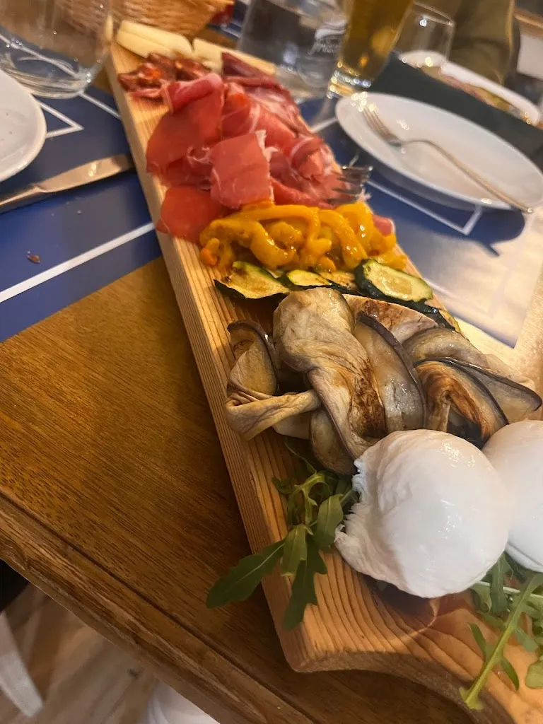 Apptit Bistrot_Tolve_slider_image_3