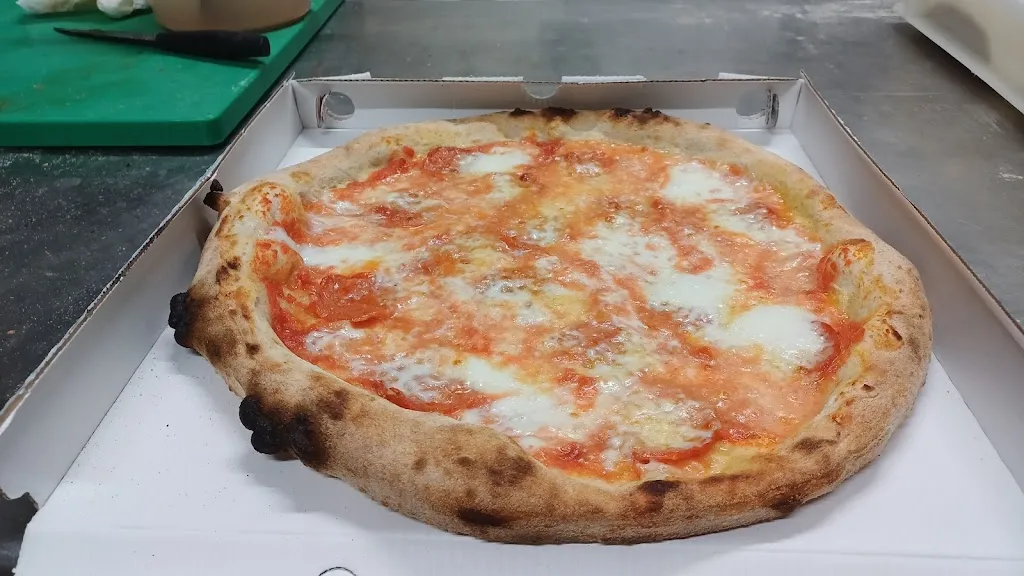 Pizzeria La Fontana_Tolve_slider_image_2