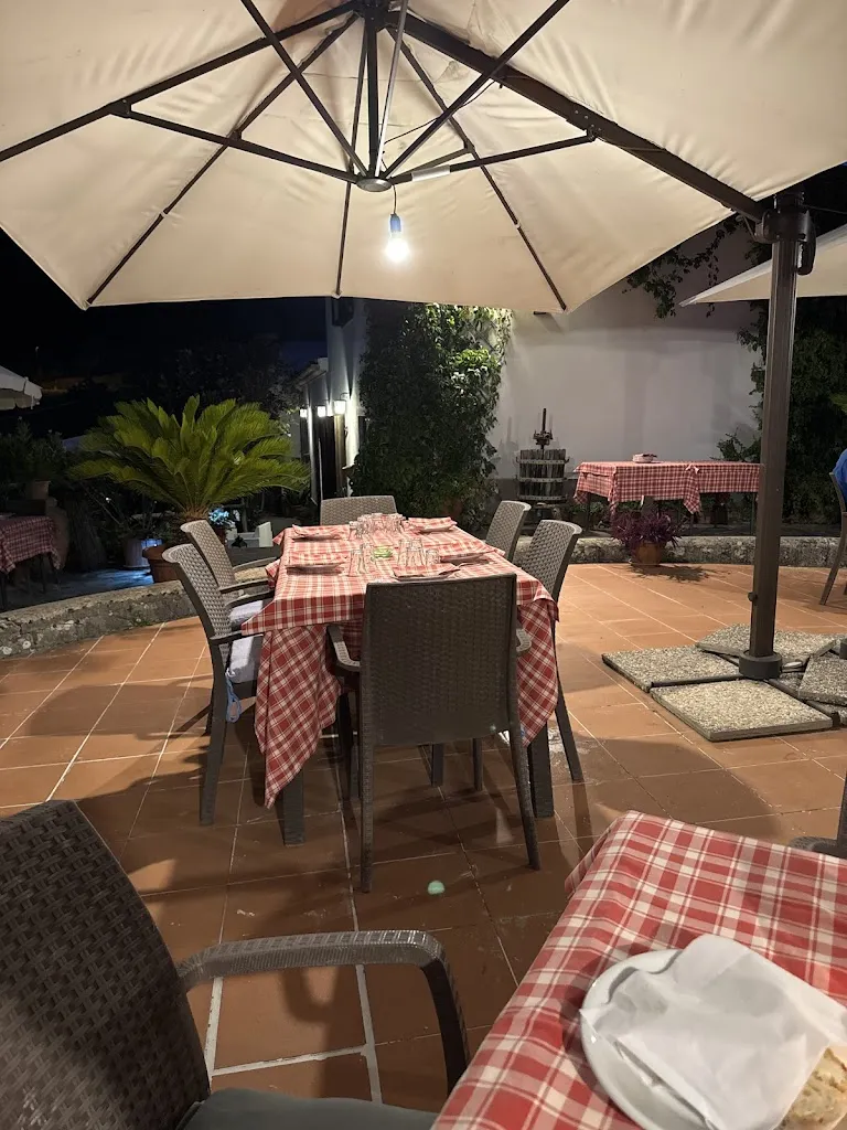 Agriturismo L'Aia dei Cappellani restaurant in Trecchina