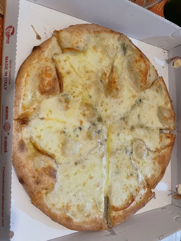 Carolina Merlo_Pizza SÌ_Trecchina_review