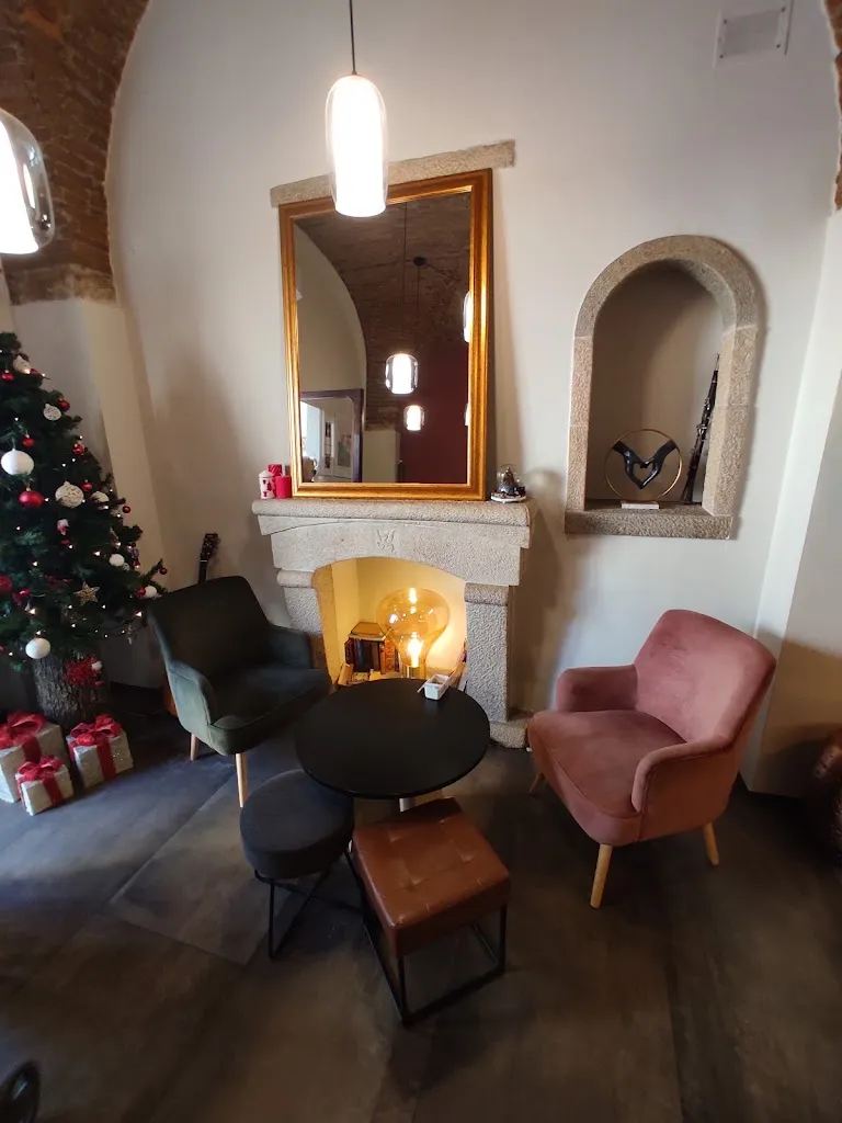 Ernesto Signore_Gaudete Café & Bistrot_Venosa_review