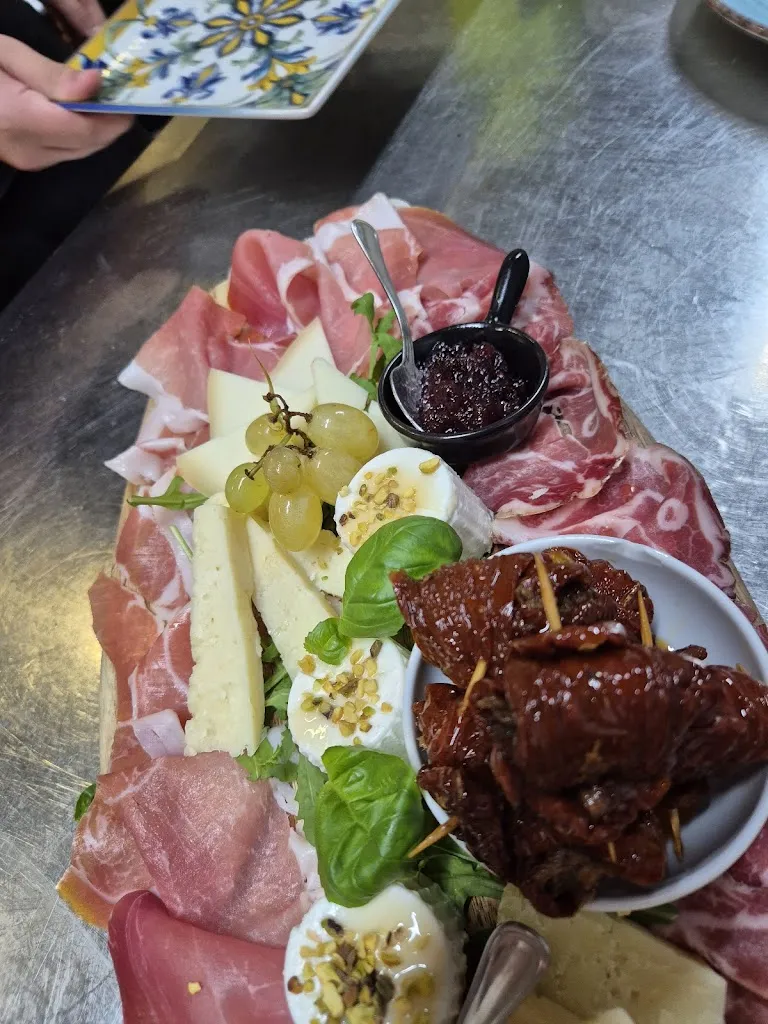 Locanda Oraziana_Venosa_slider_image_2